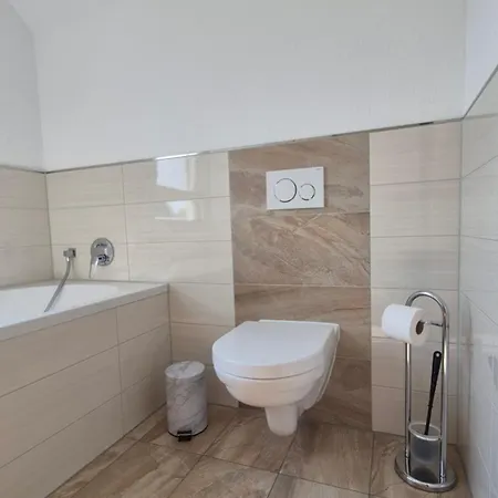 Helle Auf 80 Qm Apartment *