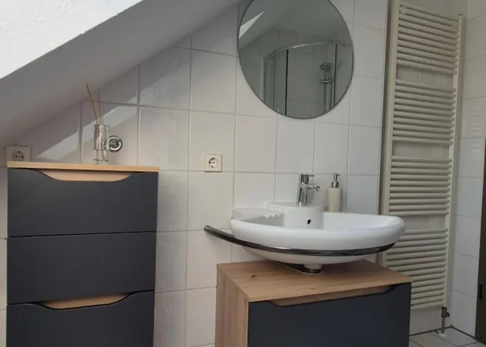 Helle Auf 80 Qm Appartement *